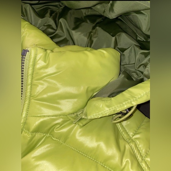 Guess Olive Puffer Jacket for Men - Picture 4 of 4